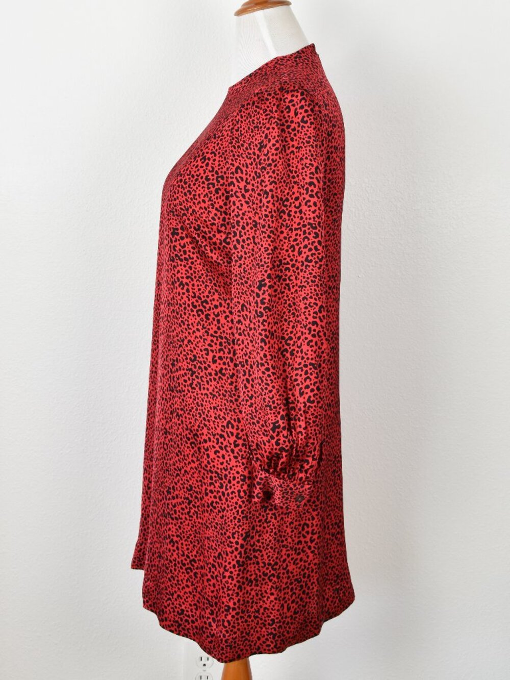 Brooks Brothers Animal Leopard Print Round Neck Shift Dress - 8 - Picture 6 of 9